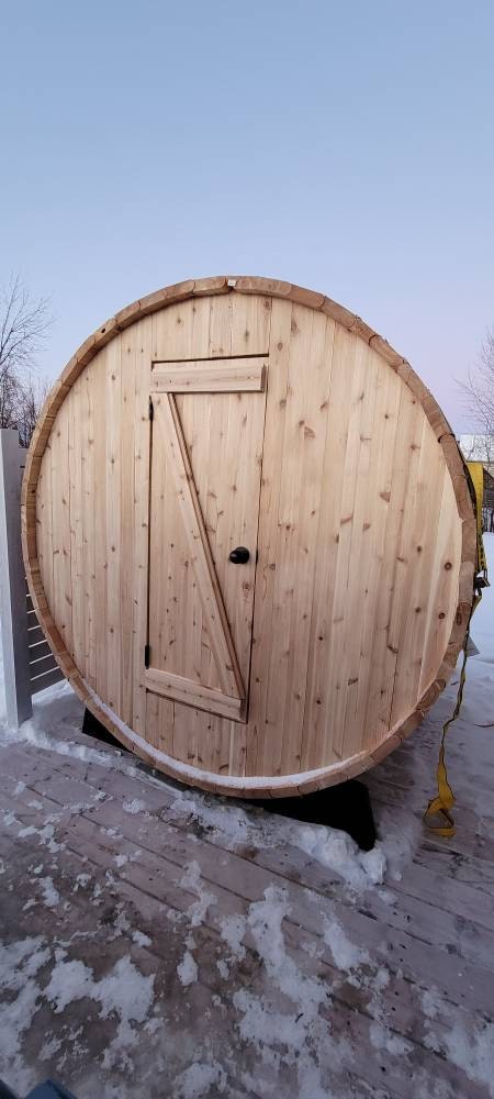 Customer barrel sauna build