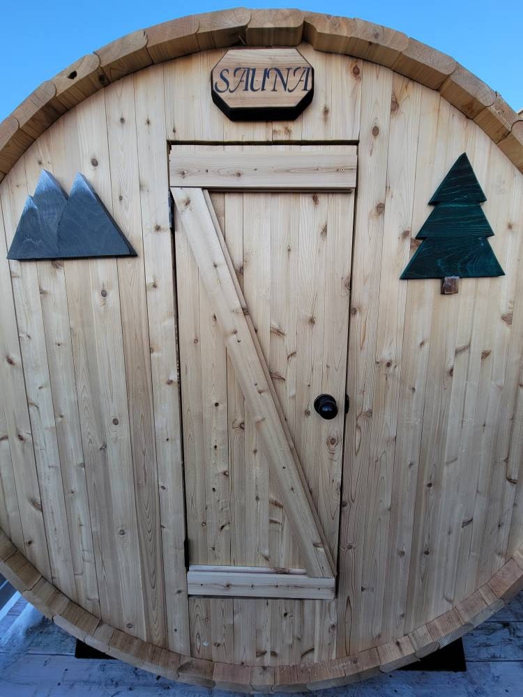 Customer barrel sauna build